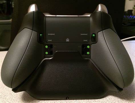 File:Elite 2 chat pad back without back paddles.jpg