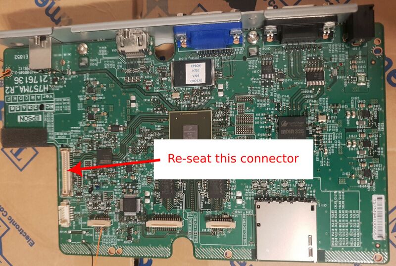 File:Epson elpdc21 document camera reseat this connector first.jpg