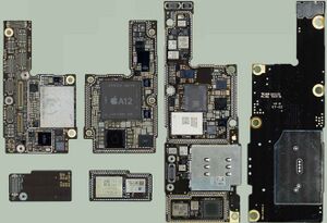 IPhone XS Max PCB.jpg