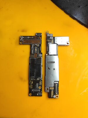IPhone 15 PCB 2.jpg