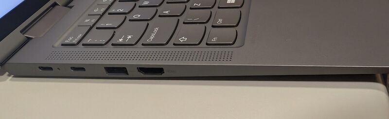File:Left Side Lenovo X1 Yoga gen 6.jpg