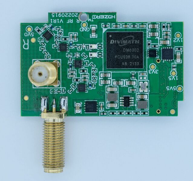 File:2560px-HDZero Goggle RF Board R Front-2048x1926.jpg