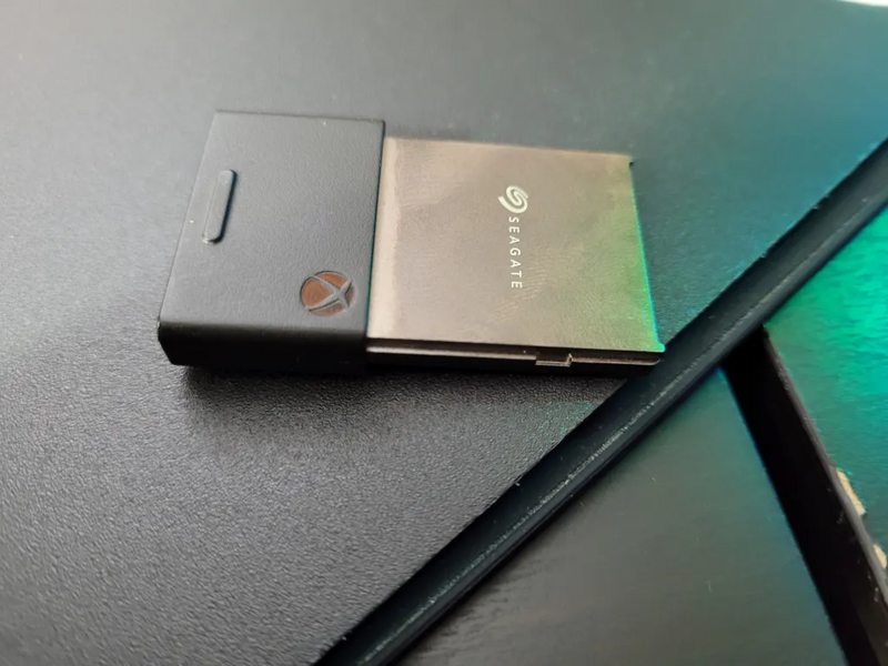 File:Seagate Expansion Card.webp